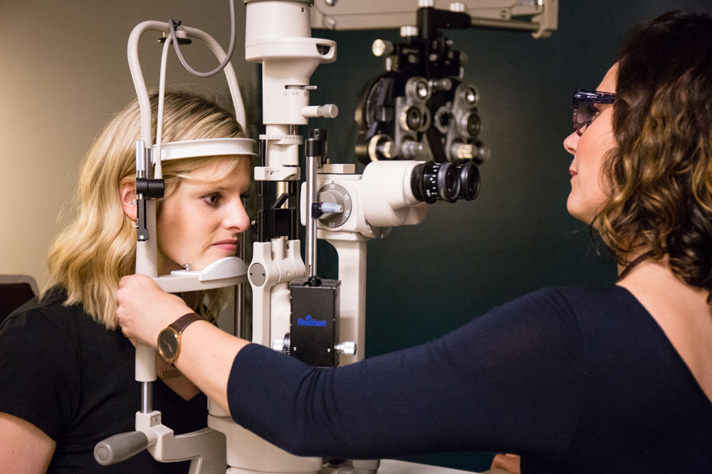 Eye Examination Consultation Service C Distinctive Eyecare