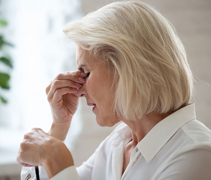 Woman with untreated cataracts