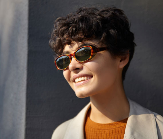 Woman wearing sunglasses